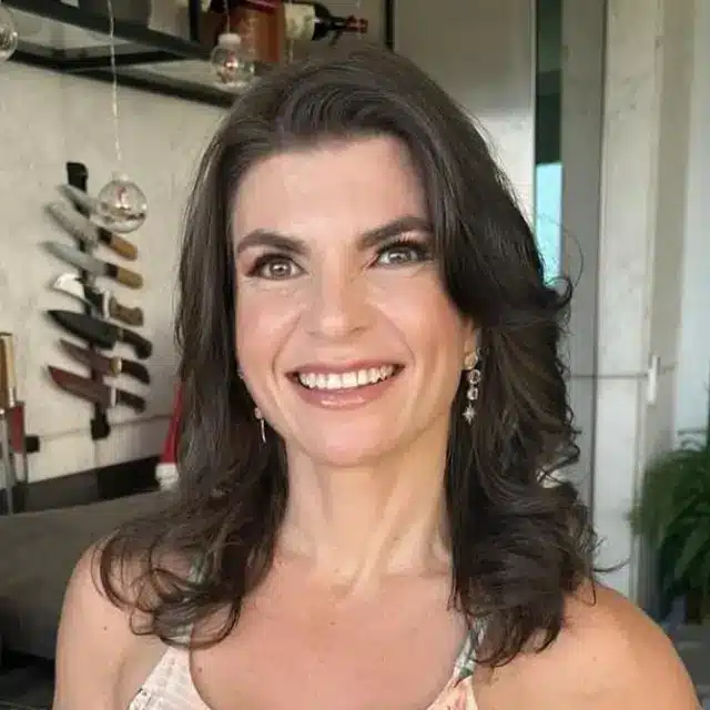 https://www.thefloridalounge.com/wp-content/uploads/2024/09/CarmelaTartarel.webp