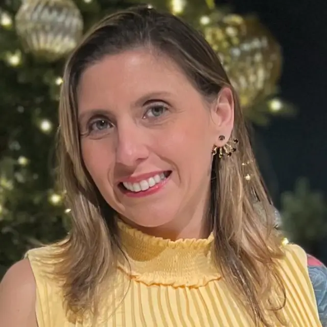 https://www.thefloridalounge.com/wp-content/uploads/2025/05/fernanda-avatar-site.webp